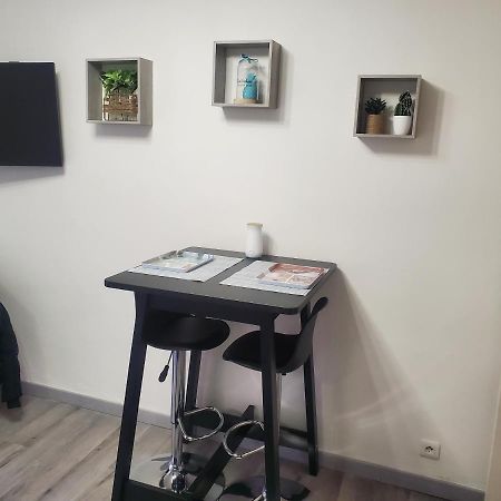 Joli Petit Studio Au Centre De Carry Le Rouet 아파트 외부 사진