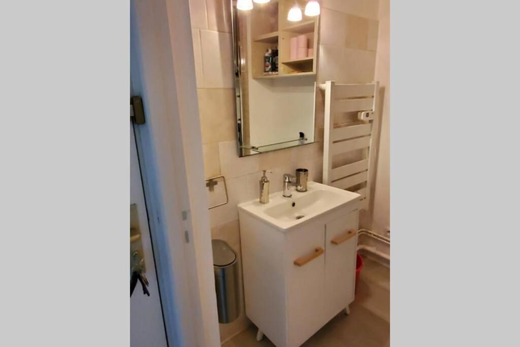 Joli Petit Studio Au Centre De Carry Le Rouet 아파트 외부 사진